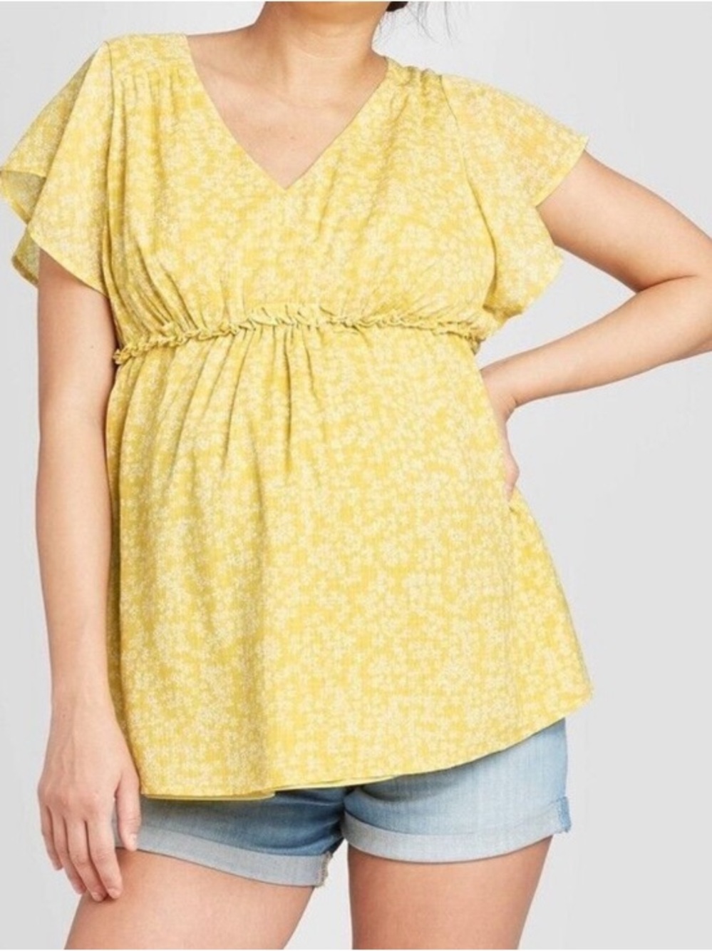 Ingrid & Isabel Maternity Yellow Floral V-Neck Flutter Sleeve Top, Size Medium